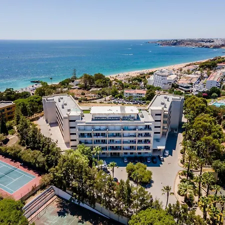 Immaculate 1-Bed Beach Apartment In Albufeira 아파트 *